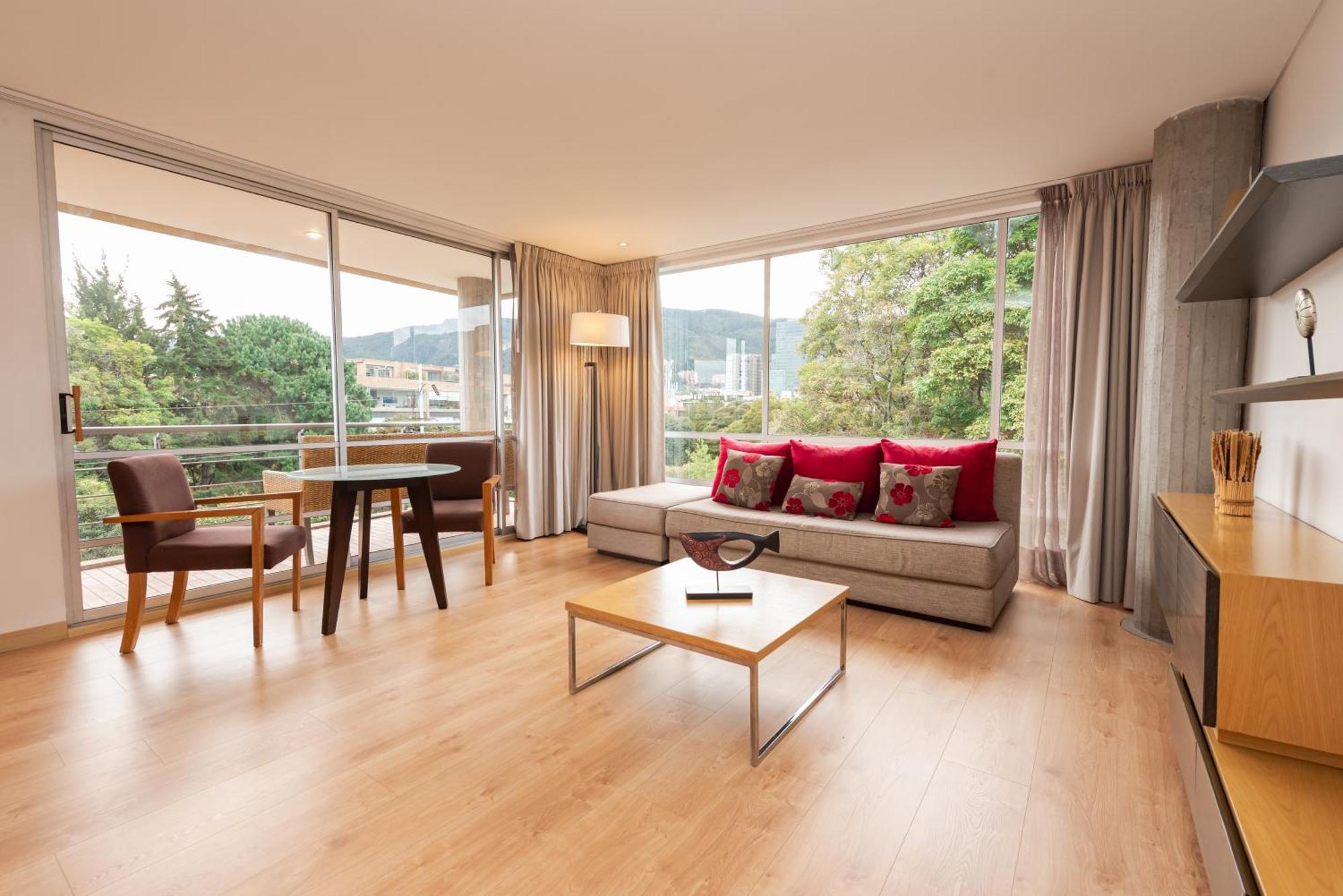 Отель Faranda Collection Bogota, A Member Of Radisson Individuals Экстерьер фото